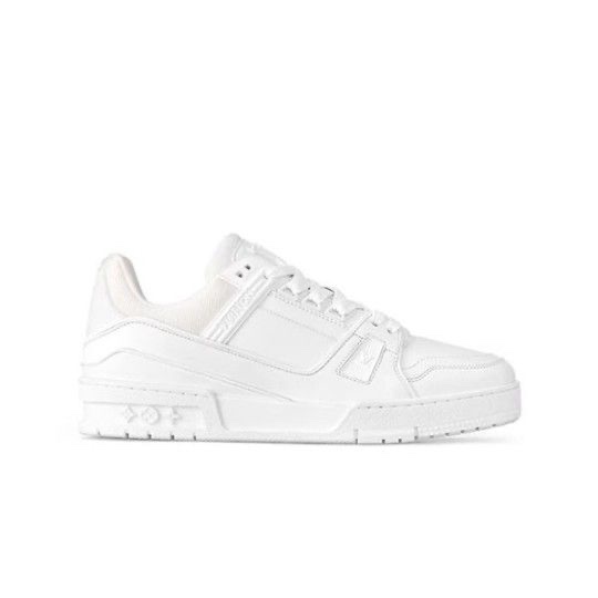 Louis Vuitton Trainer – White