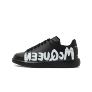 Alexander McQueen – Black Letters
