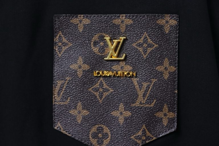 Sudadera Louis Vuitton – Negra - Imagen 3