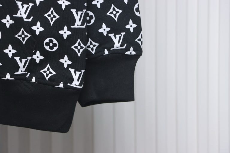 Sudadera Louis Vuitton – Negra - Imagen 4